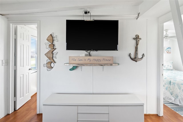 512 Surf Dr, Freeport, TX 77541 - detailed view of wood finished floors