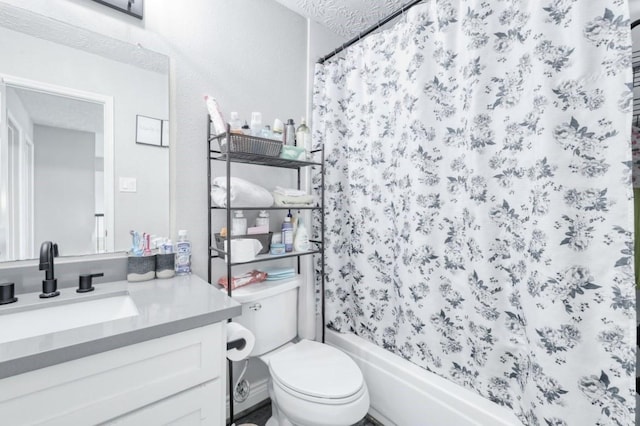 3031 Creek Manor Dr, Houston, TX 77339 - full bath featuring vanity, toilet, and shower / bath combo