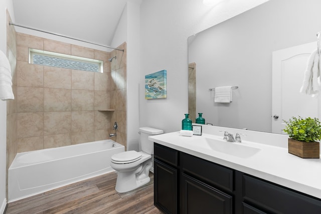 121 N Cadence Hills Loop, Conroe, TX 77318 - full bath featuring wood finished floors, vanity, and shower / bathtub combination