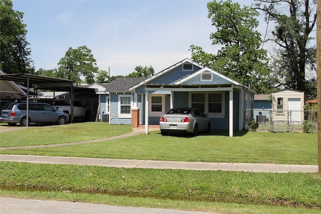 7615 Appleton St, Houston, TX 77022 - view of front of property with a carport