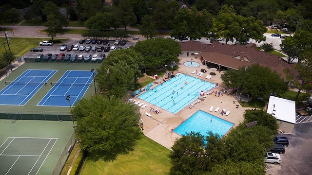 926 Montview Dr, Katy, TX 77450 - aerial view of a pool area