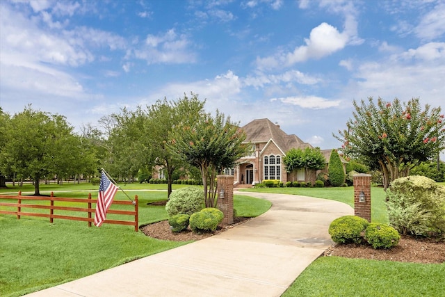 4911 Shiloh Lake Dr, Richmond, TX 77407 - surrounding community featuring curved driveway