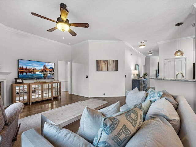 13511 Elmsgrove Ln, Houston, TX 77070 - photo 11
