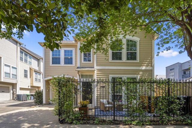 2703 Jackson St, Houston, TX 77004 - view of front of home featuring central AC unit