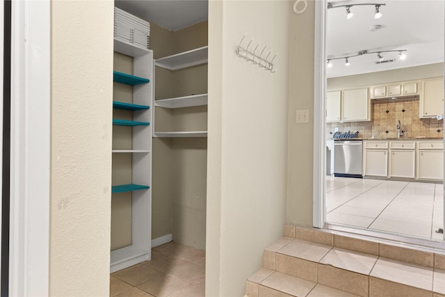 1107 Burning Tree Rd, Houston, TX 77339 - photo 19