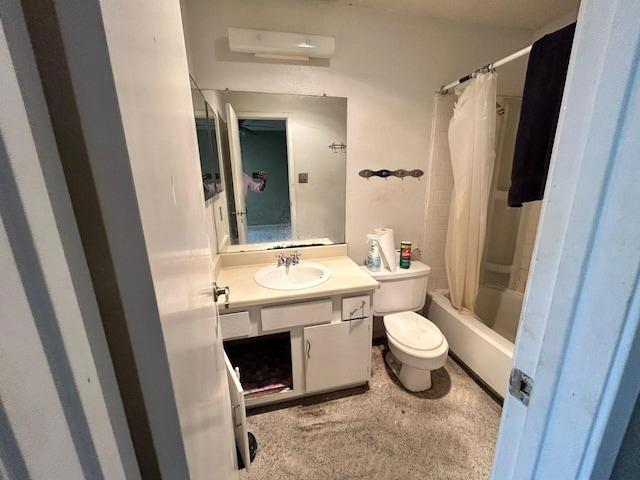10855 Meadowglen Ln Unit 723, Houston, TX 77042 - full bathroom featuring toilet, shower / bathtub combination with curtain, vanity, and a wall unit AC