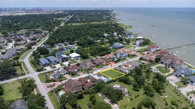 533 Villa Dr, Seabrook, TX 77586