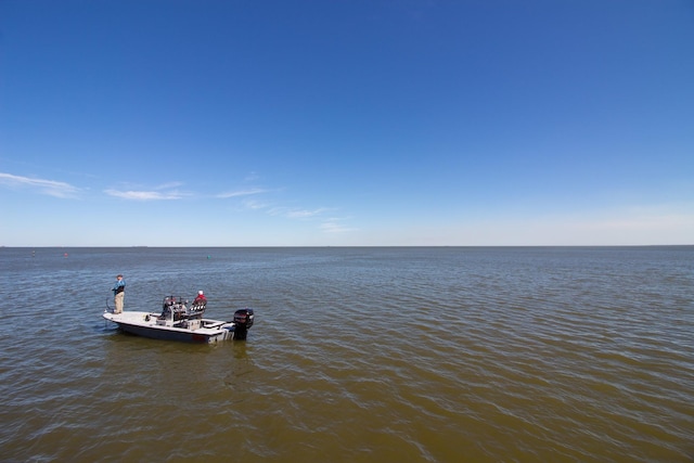 533 Villa Dr, Seabrook, TX 77586