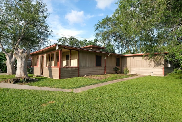 1135 Yaupon St, Freeport, TX 77541 - photo 1