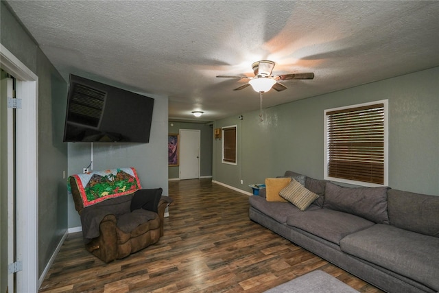 1135 Yaupon St, Freeport, TX 77541 - photo 6