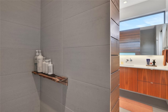 1136 Aurora St, Houston, TX 77009 - bathroom featuring vanity