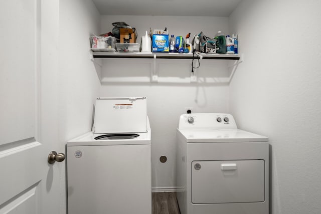 20010 Sienna Green Dr, Hockley, TX 77447 - laundry room featuring washing machine and clothes dryer