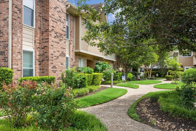 2513 Bering Dr Unit 13, Houston, TX 77057 - view of surrounding community