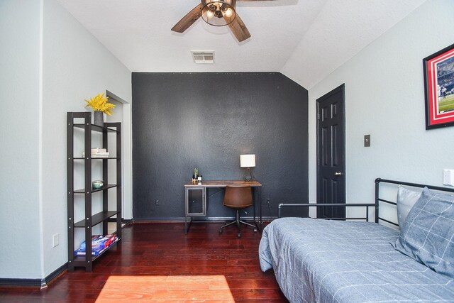 31 Hope Farm Rd, Missouri City, TX 77459 - bedroom with wood finished floors, lofted ceiling, and baseboards