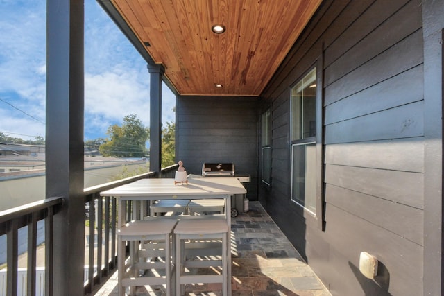 928 Dunbar St, Houston, TX 77009 - view of balcony