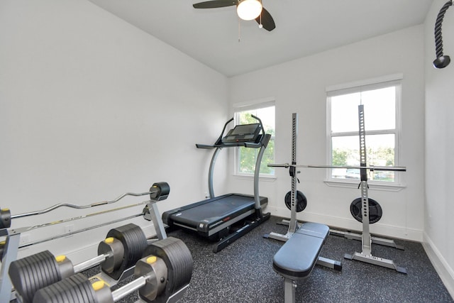 928 Dunbar St, Houston, TX 77009 - exercise room featuring healthy amount of natural light, a ceiling fan, and baseboards