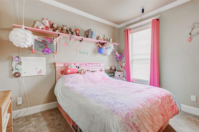 1418 Du Barry Ln, Houston, TX 77018 - carpeted bedroom with crown molding and baseboards