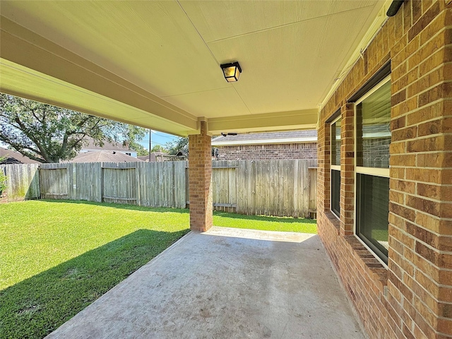 2115 Mooncrest Dr, Houston, TX 77089 - view of patio