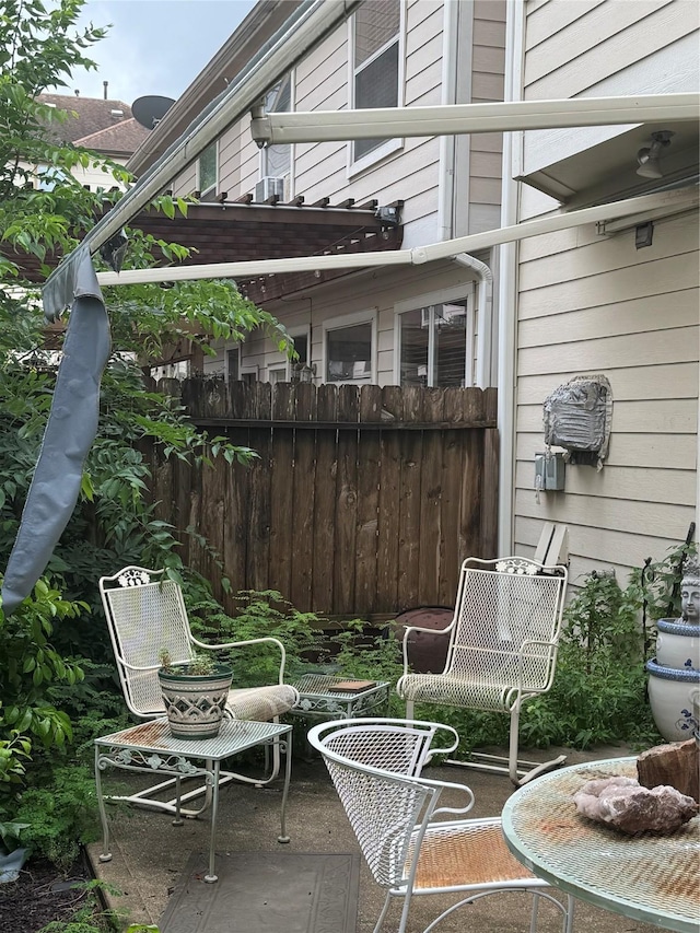 1528 Birdsall St, Houston, TX 77007 - photo 2