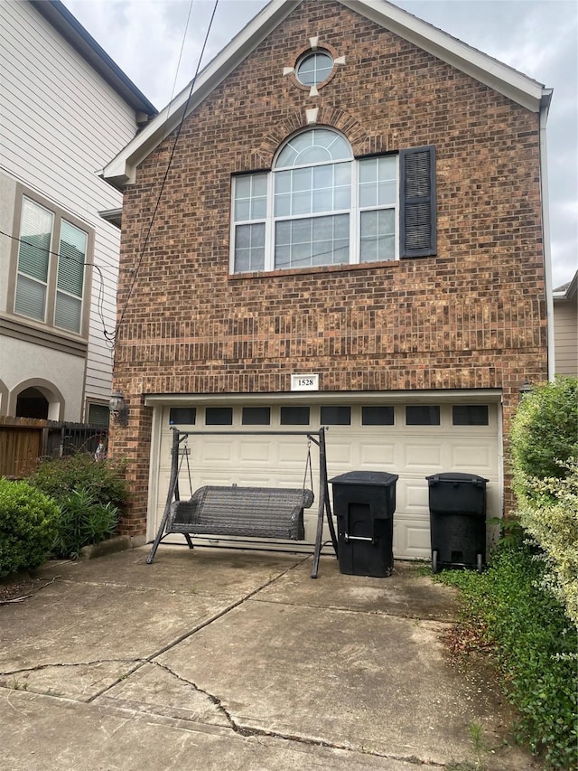1528 Birdsall St, Houston, TX 77007 - photo 1