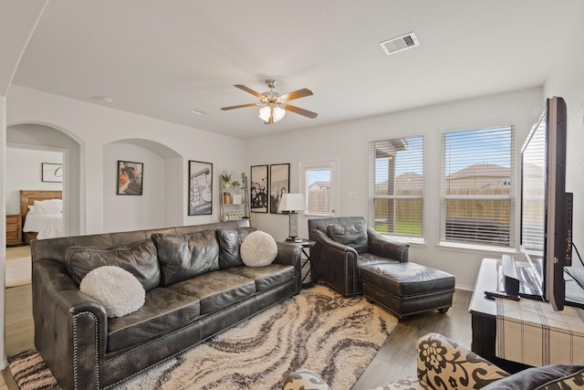 380 Kendall Crest Dr, Alvin, TX 77511 - photo 8