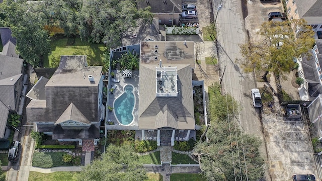 200 Westmoreland St, Houston, TX 77006 - view of property location featuring a pool