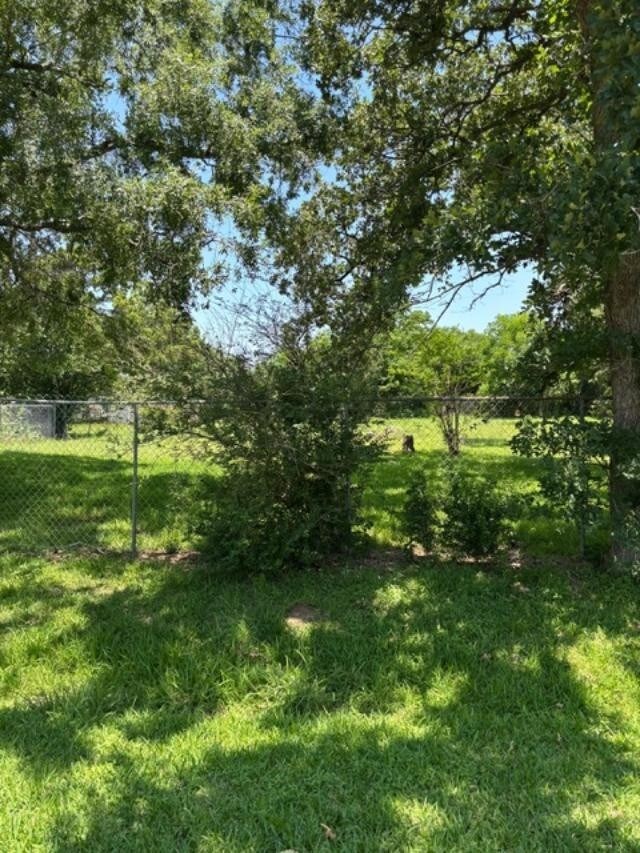 434 S Shady Ln, La Porte, TX 77571