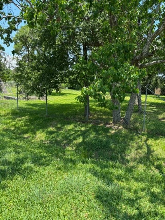 434 S Shady Ln, La Porte, TX 77571