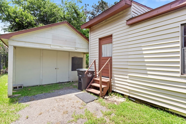 914 S Hill St, Alvin, TX 77511 - view of entrance to property