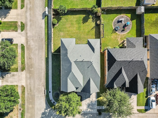 5922 Rosemary Cir, Baytown, TX 77521 - photo 9