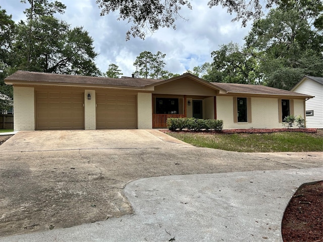 9096 N Comanche Cir, Willis, TX 77378 - photo 30