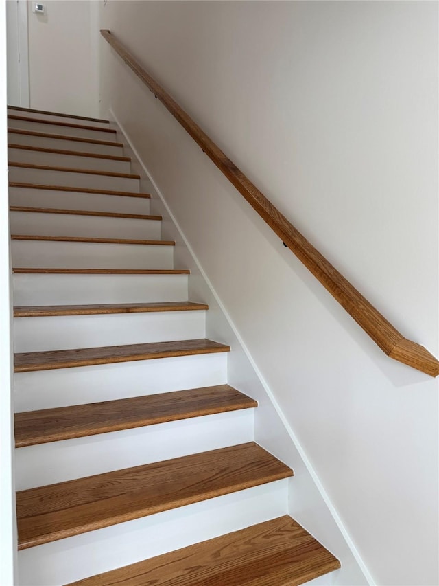 1307 71st St Unit A, Houston, TX 77011 - view of staircase