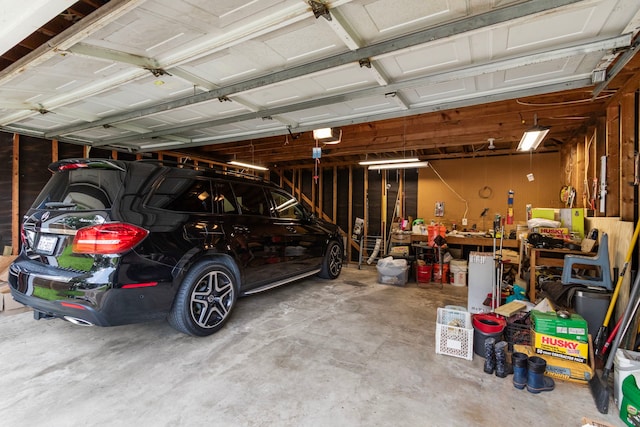 548 Cascade St, Bellaire, TX 77401 - view of garage