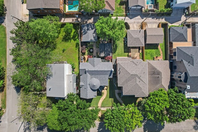 940 Columbia St, Houston, TX 77008 - aerial perspective of suburban area