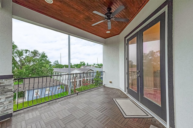 1035 Herkimer St, Houston, TX 77008 - balcony featuring a ceiling fan