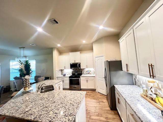 10809 Mendel Terrace Dr, Rosharon, TX 77583 - photo 5