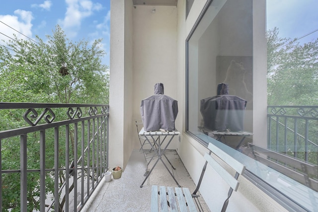 4402 Lillian St Unit 8, Houston, TX 77007 - view of balcony