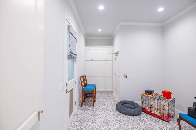 10614 Moonlight Dr, Houston, TX 77096 - corridor with recessed lighting, ornamental molding, baseboards, and light colored carpet