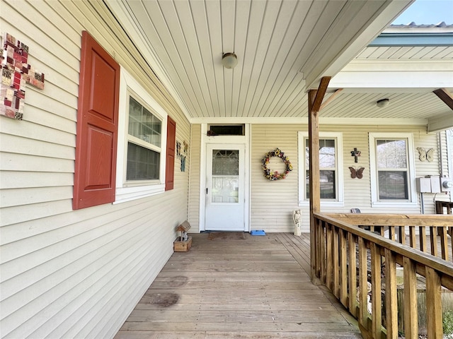 706 W St, Yoakum, TX 77995 - doorway to property with covered porch