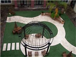 1711 Old Spanish Trl Unit 243, Houston, TX 77054 - view of yard with a putting green