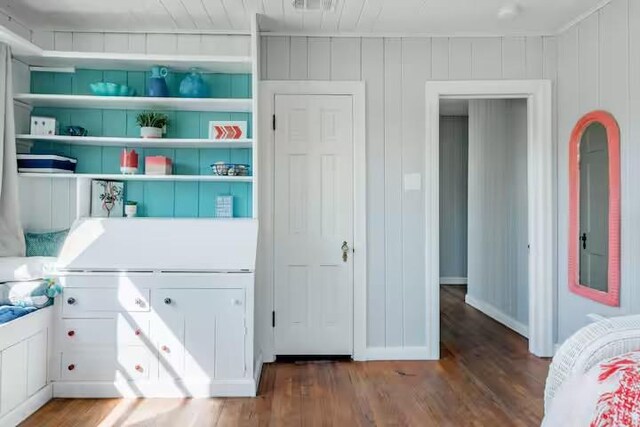 701 Gilchrist, College Station, TX 77840 - view of storage area