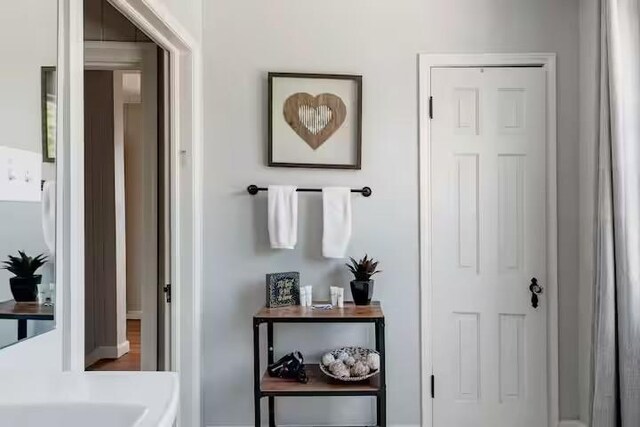 701 Gilchrist, College Station, TX 77840 - view of hallway