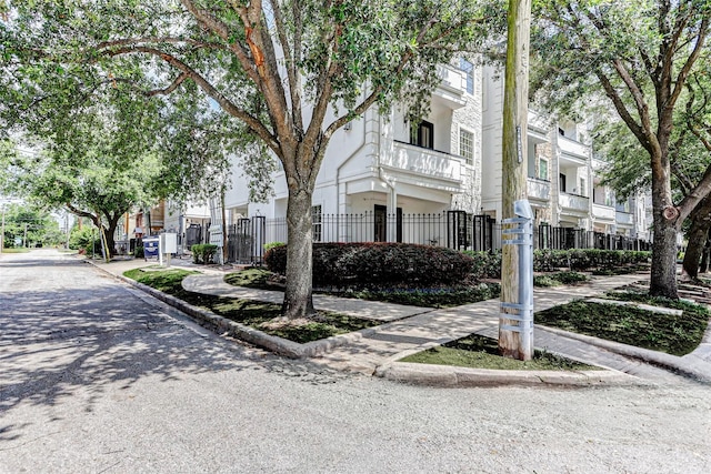 1529 Rosewood St, Houston, TX 77004 - view of building exterior