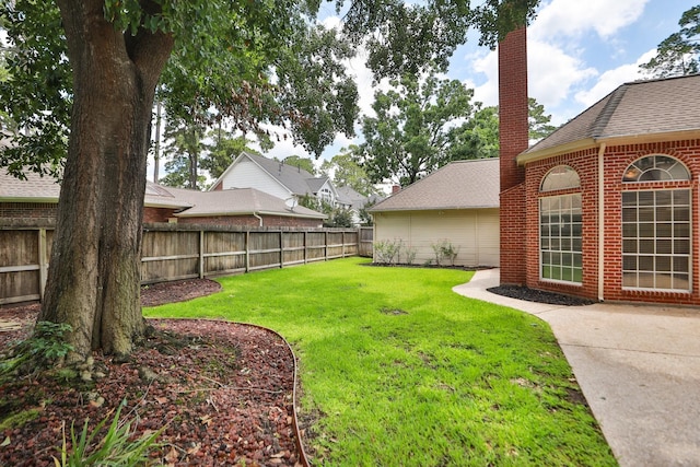 6914 Kelsey Rae Ct, Houston, TX 77069 - view of yard