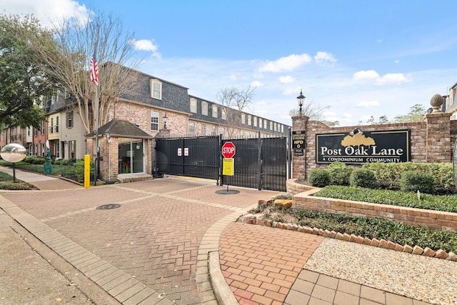 355 N Post Oak Ln Unit 640, Houston, TX 77024 - photo 2