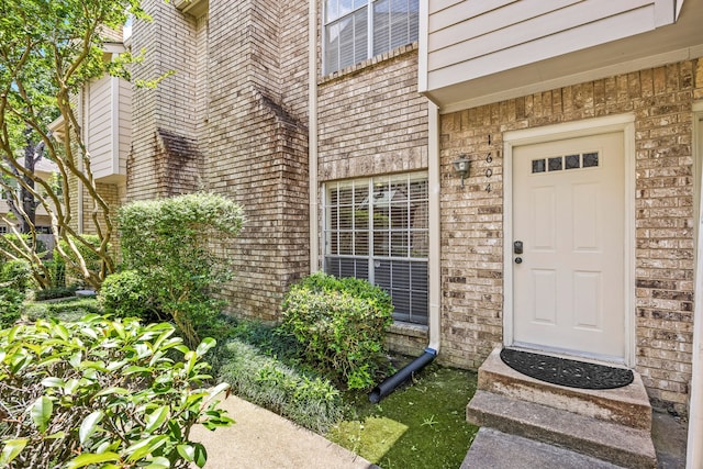 7575 Cambridge St Unit 1604, Houston, TX 77054 - entrance to property featuring brick siding