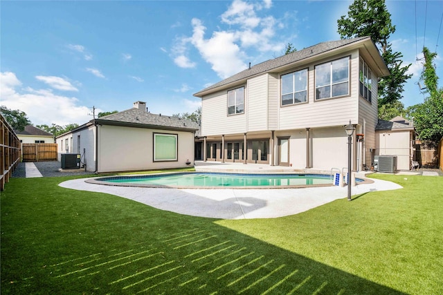 5122 Braesheather Dr, Houston, TX 77096 - back of property with central AC unit