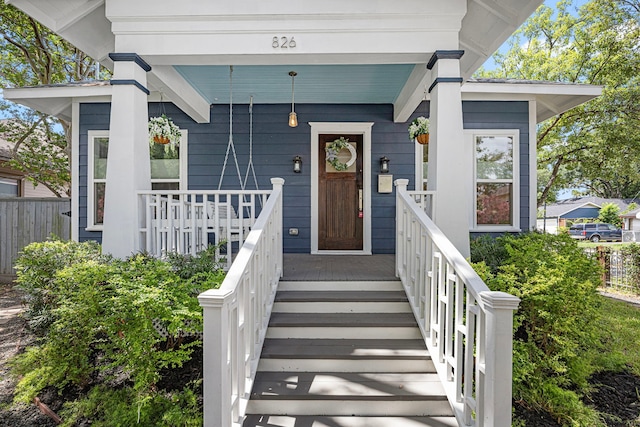 826 Omar St, Houston, TX 77009 - property entrance with covered porch