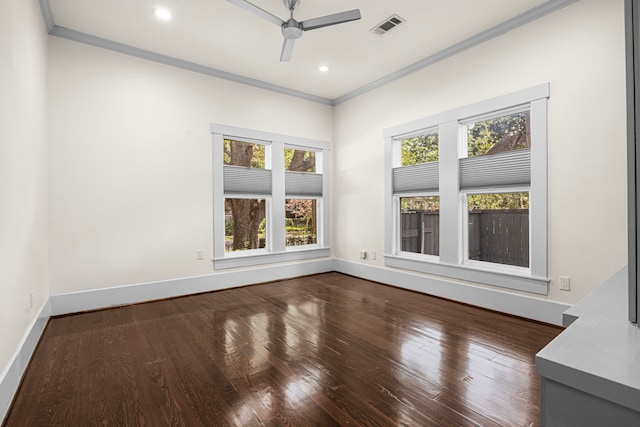 826 Omar St, Houston, TX 77009 - empty room featuring a ceiling fan, crown molding, hardwood / wood-style floors, and recessed lighting