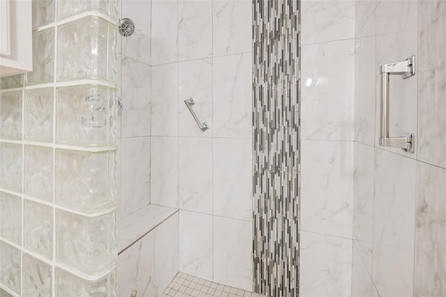 12028 Mighty Oak Dr Unit A, Houston, TX 77066 - bathroom with a tile shower